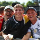 Ausgelassene Feierstimmung beim Public Viewing im Westfalenpark zum Spiel Deutschland gegen Ungarn.