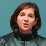 Bundestags-Vizepräsidentin Katrin Göring-Eckardt hat mit einem Tweet zur Hautfarbe der Nationalspieler für Aufregung gesorgt.