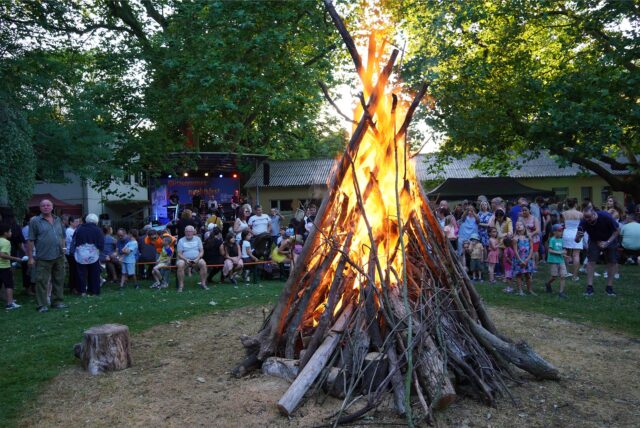 Mittsommernachtsfeuer 2023 im Kurpark in Unna