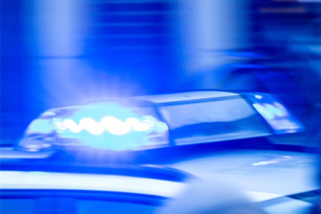 Blaulicht an Polizeifahrzeug