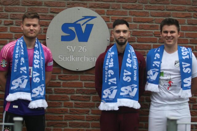 Die Neuzugänge Luca Heitplatz (l.,), Baris Yilmaz (m.) und Dennis Kozlik (r.) stellen sich vor.