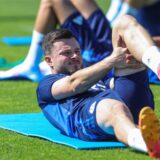 Adrian Gantenbein bei seiner ersten Einheit beim FC Schalke 04.