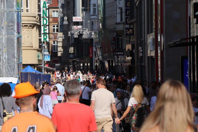 Der Westenhellweg ist Dortmunds wichtigste Einkaufsstraße.