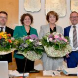 Die neu gewählten Dezernentinnen Dr. Katja Linthorst (2.v.l.,), Annette Berg (2.v.r.), Dezernent Gunnar Ohrndorf (l.) mit dem Wuppertaler Oberbürgermeister Uwe Schneidewind.
