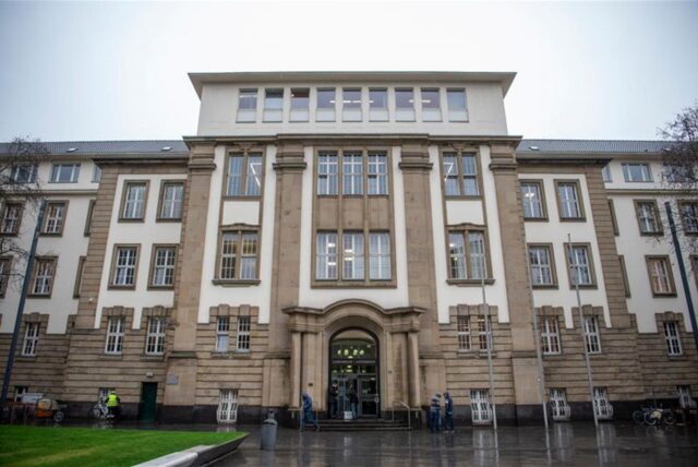 Das Land- und Amtsgericht Duisburg.