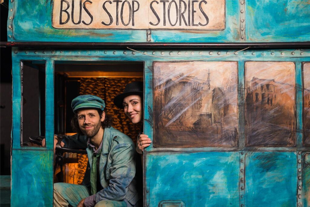 Busfahrten stehen bei „Felice & Cortes” im Fokus. Busfahrten stehen bei „Felice & Cortes” im Fokus.