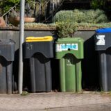 Verschiedene Mülltonnen
