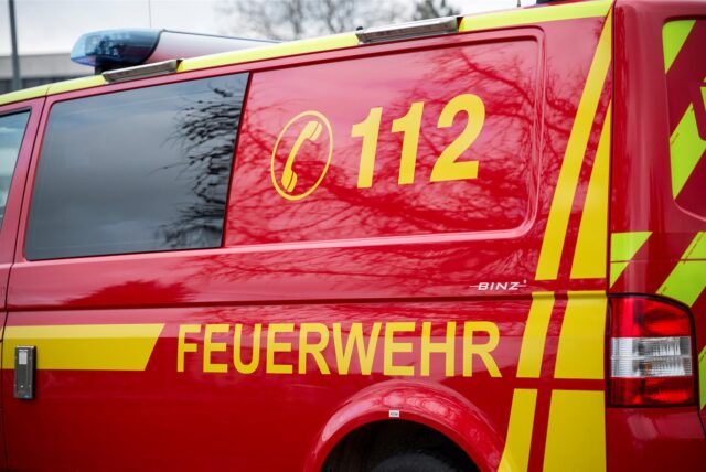 Ein Feuerwehrauto.