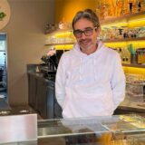 Joao Ameixa ist der Geschäftsführer des Eiscafés San Remo.