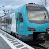 Ein Zug der Linie RB 50 am Bahnhof in Lünen