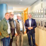 Zur Eröffnung einer Bürgermeistergalerie im Rathaus begrüßte Unnas aktueller Bürgermeister Dirk Wigant (CDU, r.) seine Vorgänger Werner Kolter (SPD, l.), Volker W. Weidner (CDU, 2.v.l.) und Wilhelm Dördelmann (SPD, 3.v.l.). Die SPD würde die Namensreihe ab 2025 gerne fortsetzen. Die Frage, wen sie dafür antreten lässt, bietet Futter für die Gerüchteküche.
