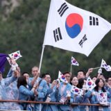 Olympia, Paris 2024, Eröffnungsfeier der Olympischen Sommerspiele, das Team aus Südkorea.