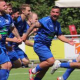 Der SuS Rünthe bejubelte am Sonntag nach einem überraschenden Erfolg gegen den SVF Herringen.