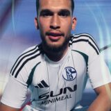 Das neue Auswärtstrikot soll eine Hommage an die Heimatstadt Gelsenkirchen sein.