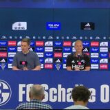 Vor dem Spiel gegen Braunschweig fand in der Veltins-Arena die Pressekonferenz mit Cheftrainer Karel Geraerts statt.