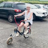 Ruhr Nachrichten-Reporterin Susanne Hoffmann fährt auf einem Beachcruising-Fahrrad von Florian Juch aus Schwerte.