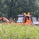 Reinigungsarbeiten auf Pendlerparkplatz an der A2.
