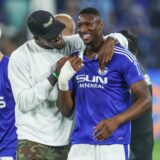 03.08.2024, Fussball, Saison 2024/2025, 2. Bundesliga, 1. Spieltag, FC Schalke 04 – Eintracht Braunschweig, v. l. Bryan Lasme (FC Schalke 04), Ibrahima Cisse (FC Schalke 04) Foto: Tim Rehbein/RHR-FOTO