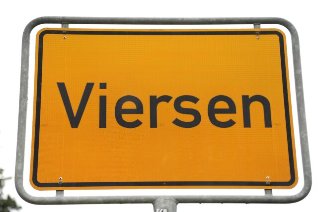 Das Ortsschild von Viersen