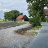 Die Nordfeldstraße in Bergkamen ist in die Jahre gekommen und soll saniert werden.