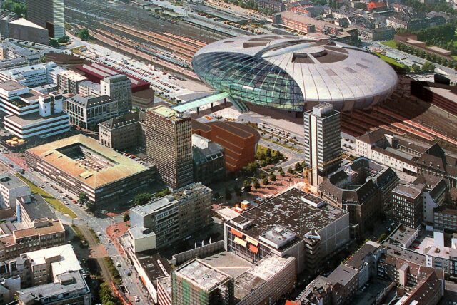 So sah der erste Entwurf für das Ufo am Hauptbahnhof aus.