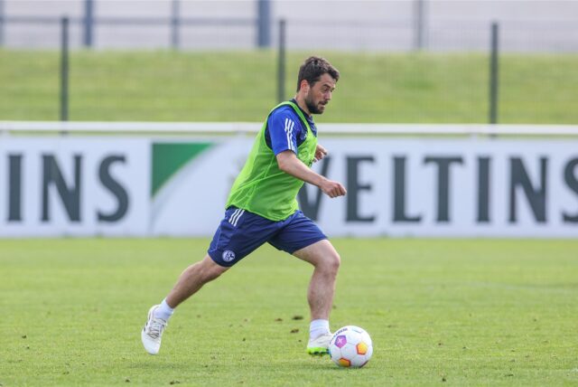 16.05.2024, Fussball, Saison 2023/2024, 2. Bundesliga, Training FC Schalke 04, Amin Younes (FC Schalke 04)
