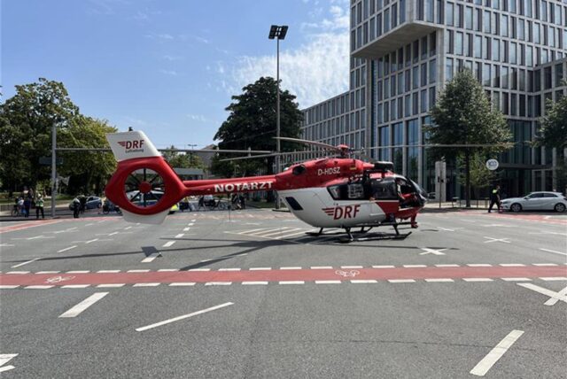 Rettungshubschrauber auf dem Dortmunder Wall.