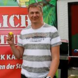 Der 42-jährige Marcus Eßer ist für die Betriebsführung des Minigolf-Platzes am Postpark verantwortlich. Unter seiner Ägide werden mehr und mehr Events angeboten.