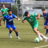 Spieler vom Holzwickeder SC und der TSG Sprockhövel im Duell.