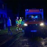 Polizei, Feuerwehr und Rettungsdienst wurden nachts zu einem Wohnhaus in der Leverkusener Straße gerufen.