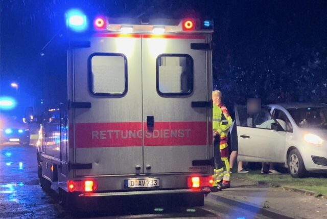 Der Rettungsdienst brachte die Mädchen in der Nacht ins Krankenhaus.