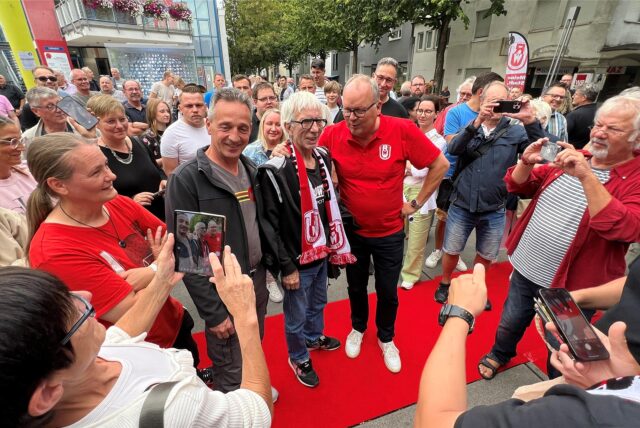 Ralf Richter spielte im Film den Ganoven Kalle Grabowski. Beim Schaulaufen auf dem roten Teppich entpuppte er sie aber als Typ zum Anfassen.