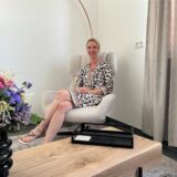Svenja Schwert in den neuen Praxisräumen in Werne.