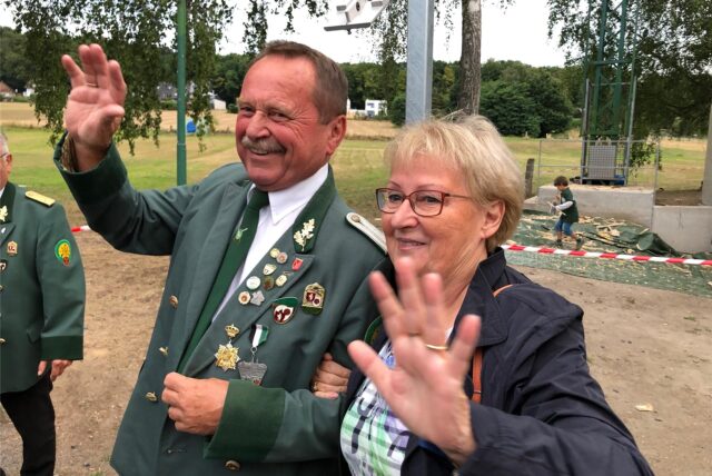Regina und Helmut Eckhardt beim Bürgerschützenverein Schwerterheide.