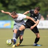 Zweikampf von Spieler vom Werner SC und TuS Haltern.
