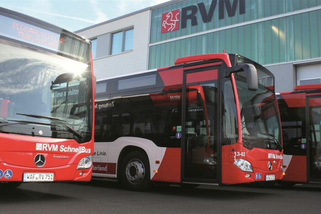 Statt den Bus extra anfordern zu müssen, soll die Linie R66 auch in den Ferien ganz normal fahren. Statt den Bus extra anfordern zu müssen, soll die Linie R66 auch in den Ferien ganz normal fahren.