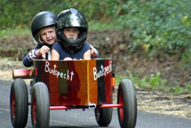 Der „Buntspecht“ gewann 2022 bei den Kindern den Preis für das schönste Fahrzeug.