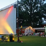Leinwand im Elsebad.