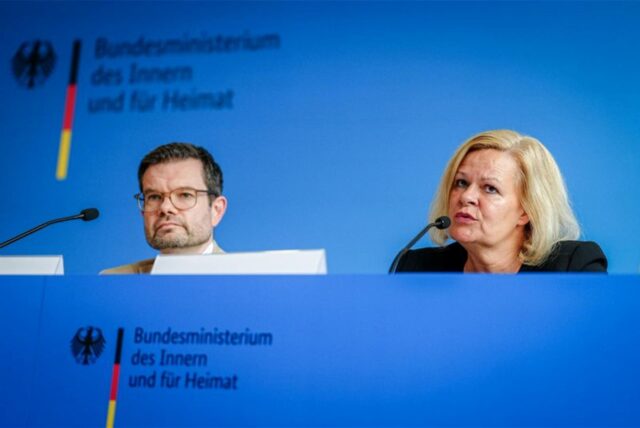Nancy Faeser (SPD), Bundesministerin für Inneres und Heimat, und Marco Buschmann (FDP), Bundesminister der Justiz, stellen ein Sicherheitspaket nach der Messerattacke von Solingen vor.