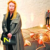 Rebecca Horn (mit Hayden Chisholm) am 18. August 2006 mit ihrem Werk für das Zentrum für Internationale Lichtkunst.