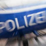 Ein mutmaßlicher Gewalttäter ist mehrere Stunden nach der Flucht aus der Psychiatrie gefasst worden.