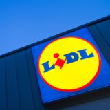 Lidl-Schriftzug an einer Filiale