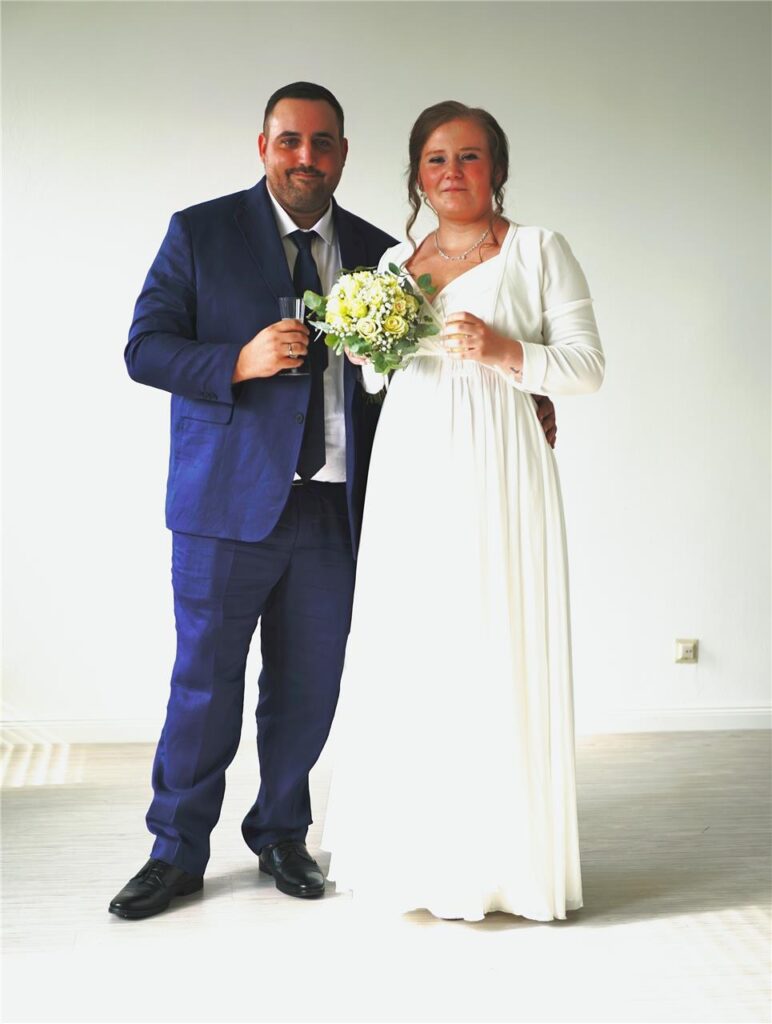 Maurice und Michelle Schadebrodt haben geheiratet. Maurice und Michelle Schadebrodt haben geheiratet.