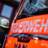 Ein Lkw stand heute Morgen auf einer B236-Anschlussstelle in Flammen.