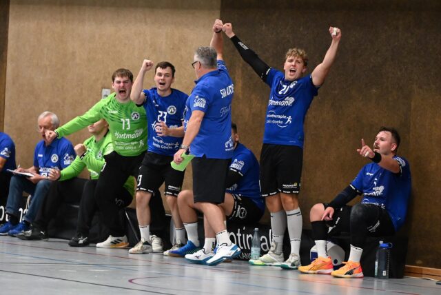 SG Handball Kamen feiert einen 32:29-Sieg im Stadtderby gegen den HC Heeren.