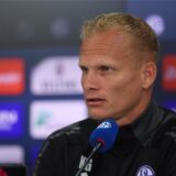 Steht mächtig unter Druck: Schalke-Trainer Karel Geraerts.