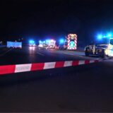 Blick auf die Unfallstelle auf der A3 in Höhe Bad Honnef. Ein Fußgänger ist auf der A3 bei Bad Honnef (Rhein-Sieg-Kreis) von einem Auto erfasst und tödlich verletzt worden. (zu dpa: «Lkw-Fahrer geht über die Autobahn – tödlich verletzt»)