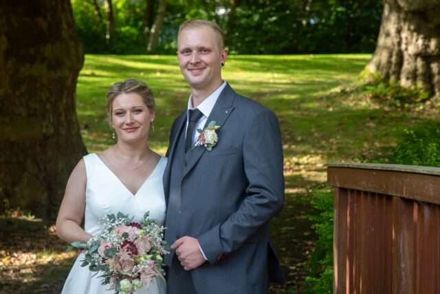 Jasmina (geborene Cubric) und Maurice Chwoika haben am Haus Goldschmieding in Castrop-Rauxel geheiratet.