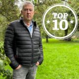 Burkhard Gräfenkämper steht auf seinem Grundstück in Dortmund.