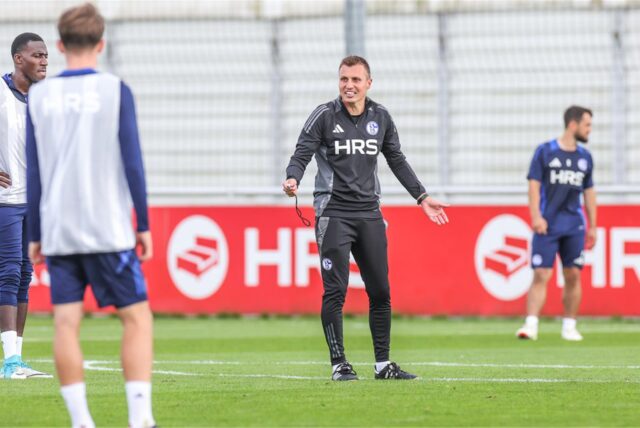 23.09.2024, Fussball, Saison 2024/2025, 2. Bundesliga, Training FC Schalke 04, Interimstrainer Jakob Fimpel (FC Schalke 04)